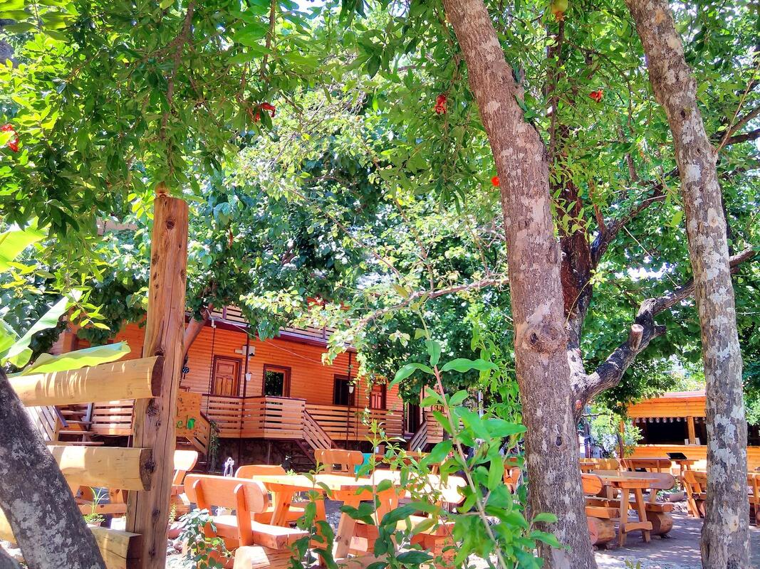 Chimera Pia Hotel Überweisen