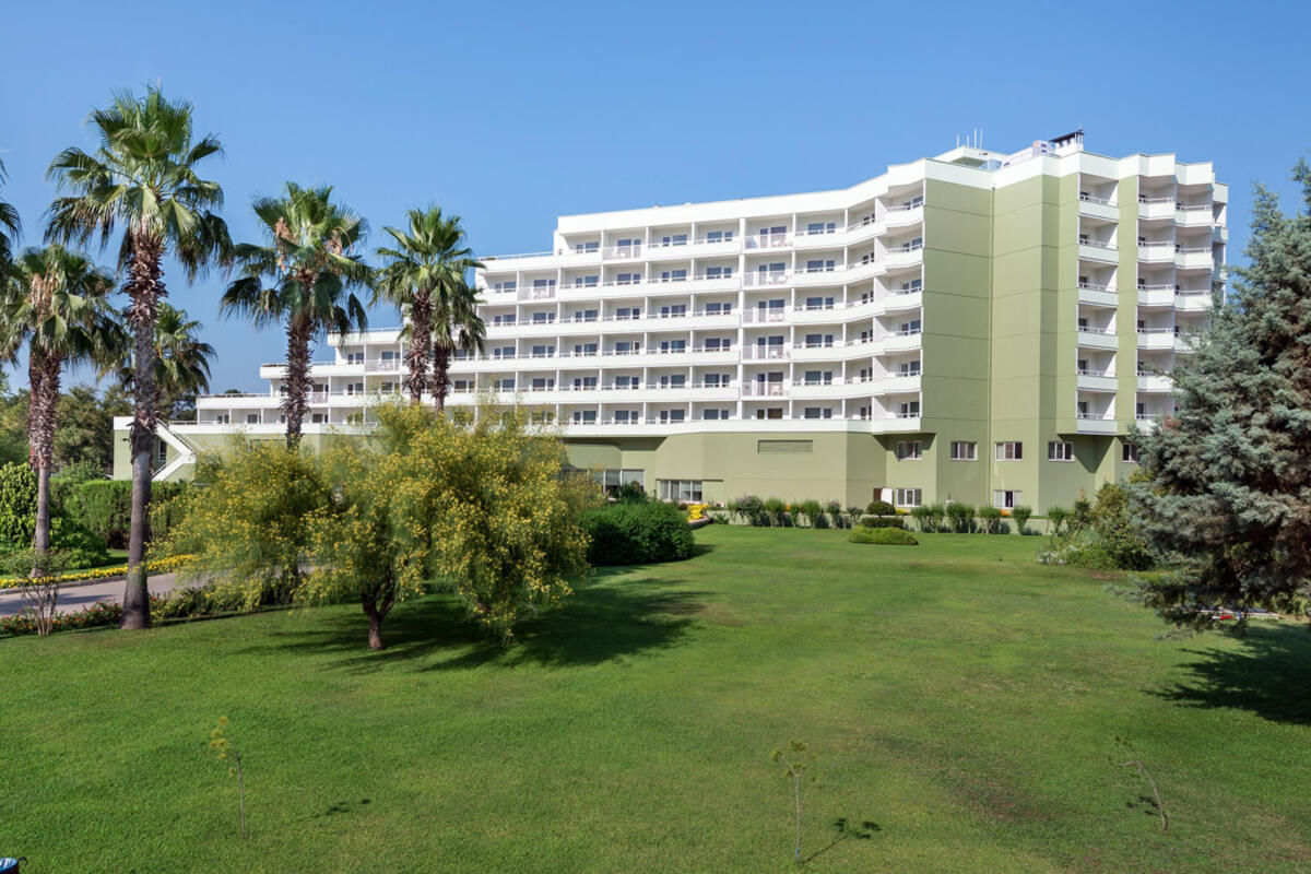 Fun & Sun  Miarosa Ghazal Resort Überweisen