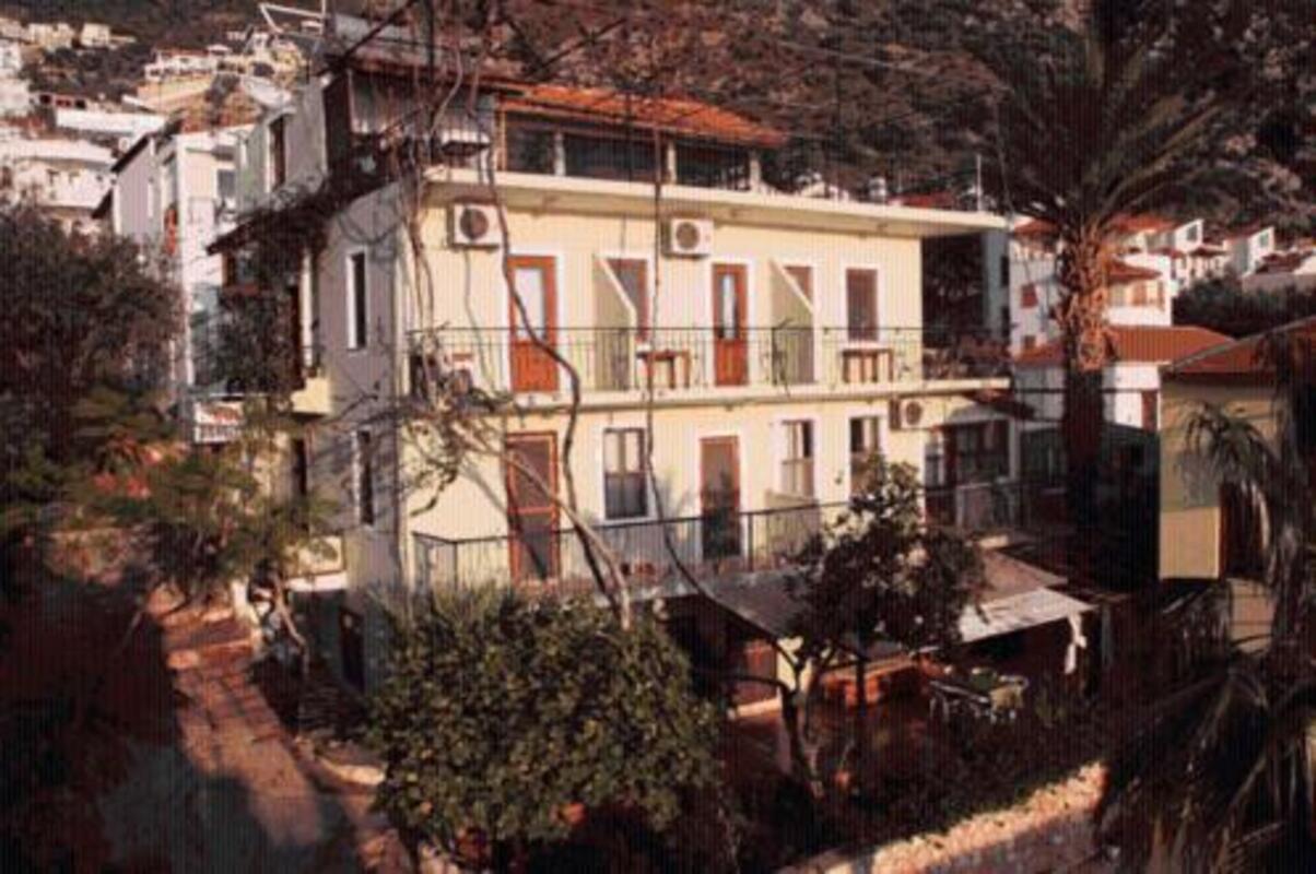 Kas Kalkan Gül Pension Überweisen