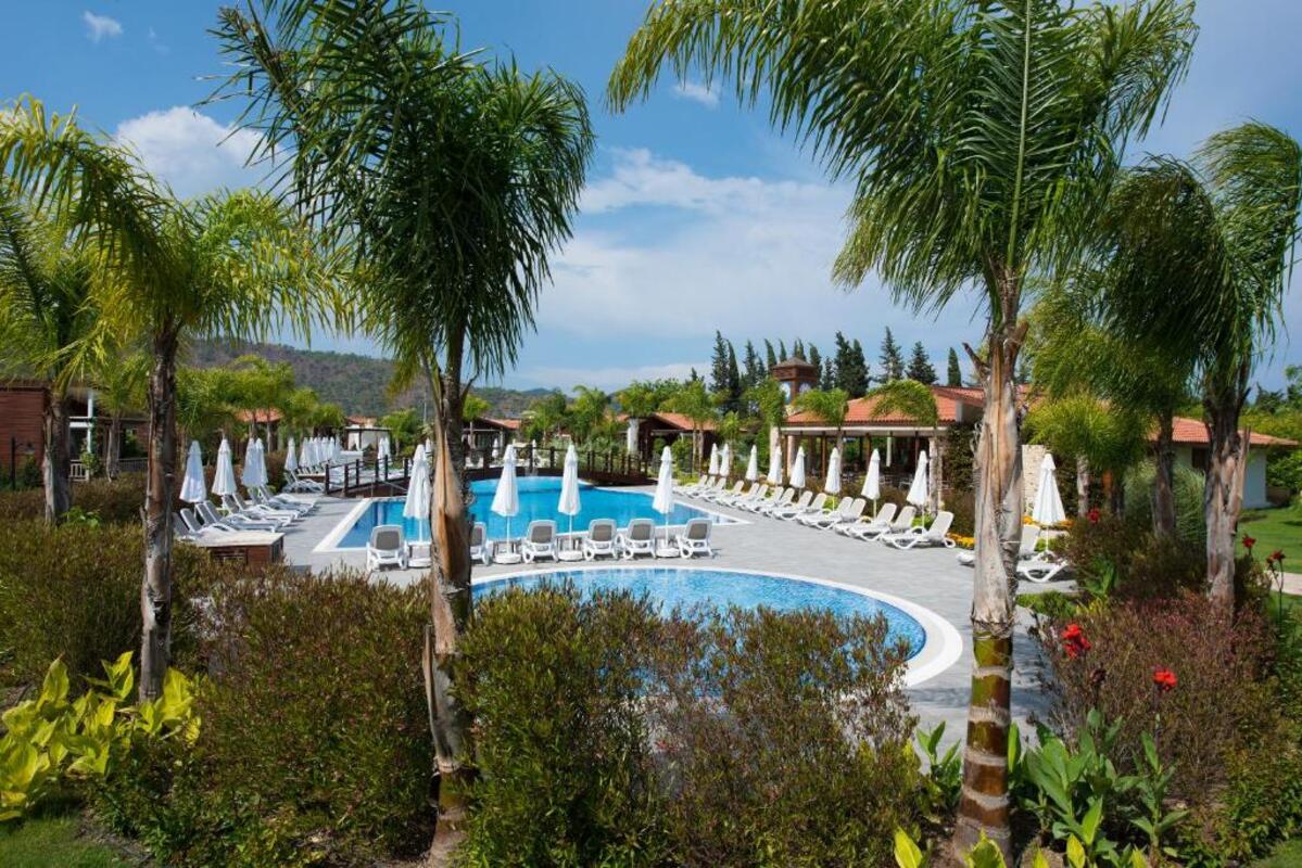 Kimera Lounge Hotel Überweisen