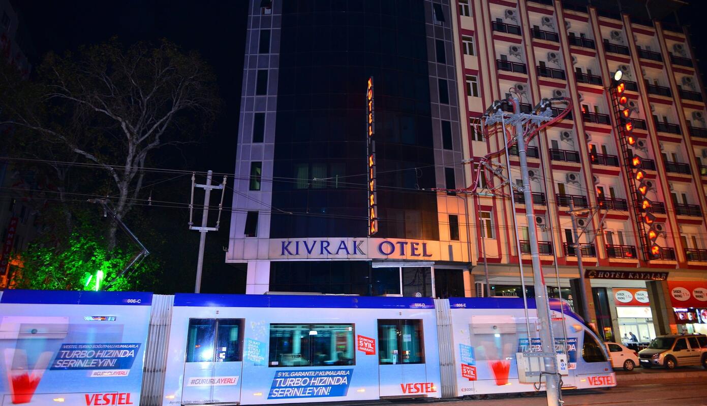 Kivrak Hotel Überweisen