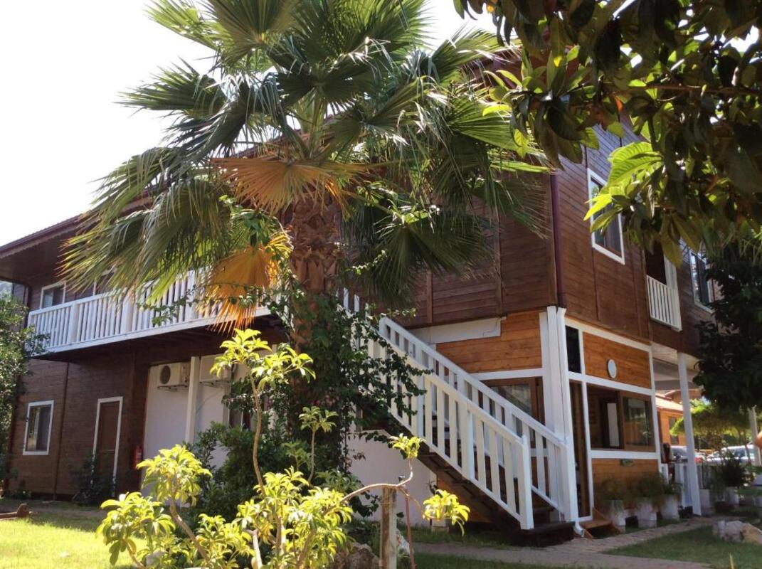 Palm Konak Apart Hotel Überweisen