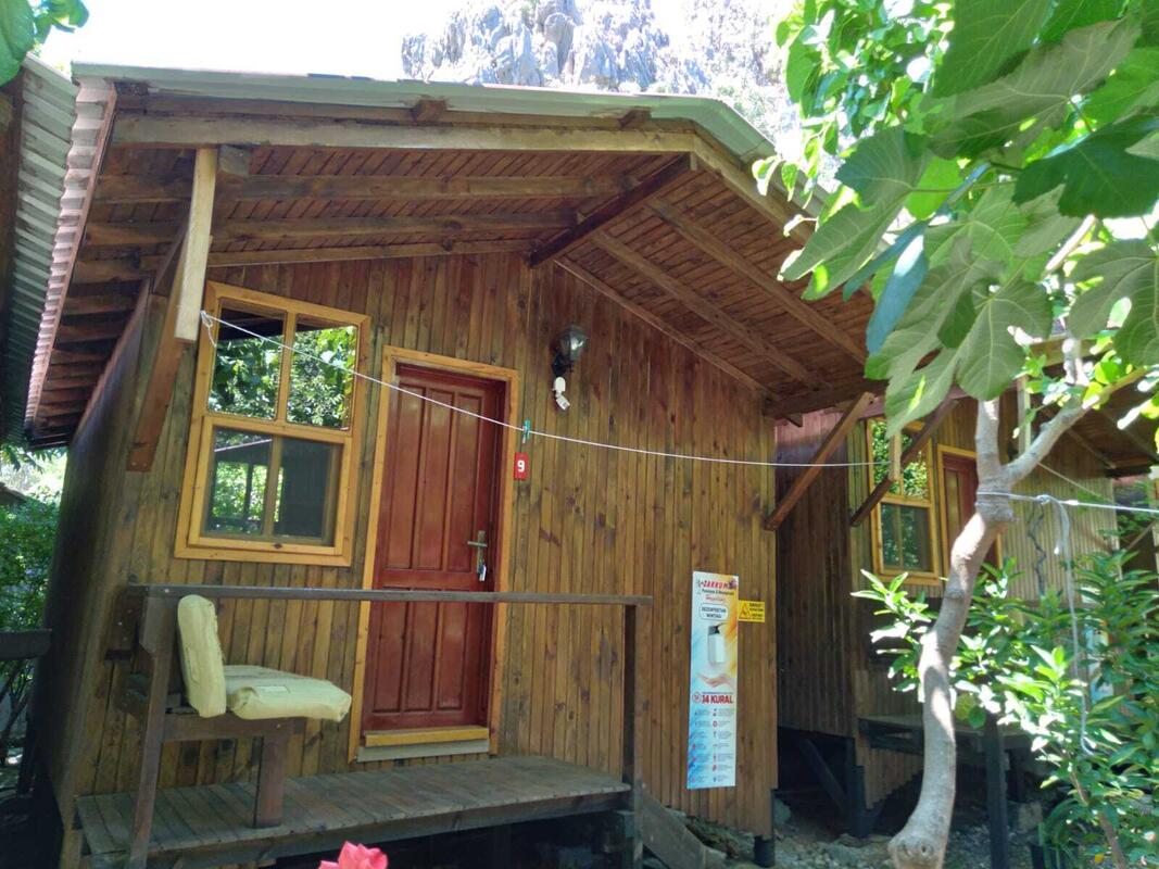 Zakkum Pension & Restaurant Überweisen